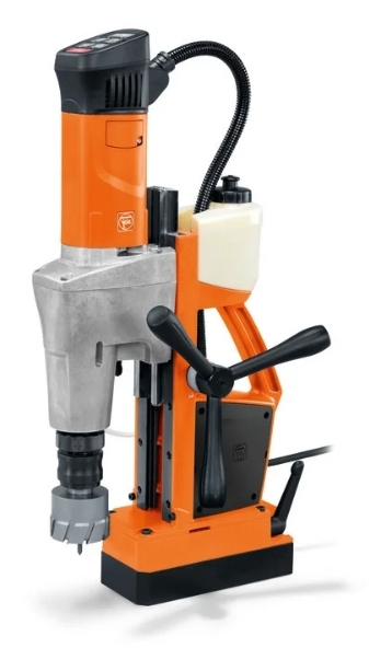 FEIN KBM 65 UQW – výkonná magnetická jádrová vrtačka do 65 mm