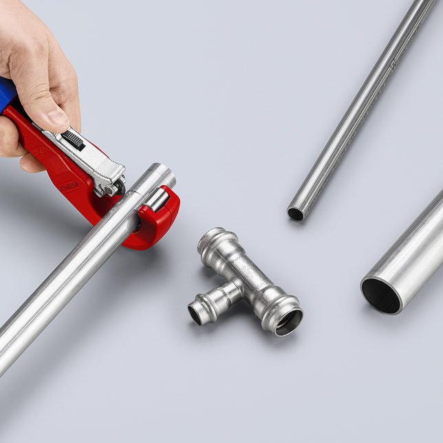 KNIPEX 90 31 02 SB Rezák na trubky TubiX®  180 mm