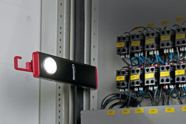 FORMAT Svietidlo LED aku 60 / 200 lm Format