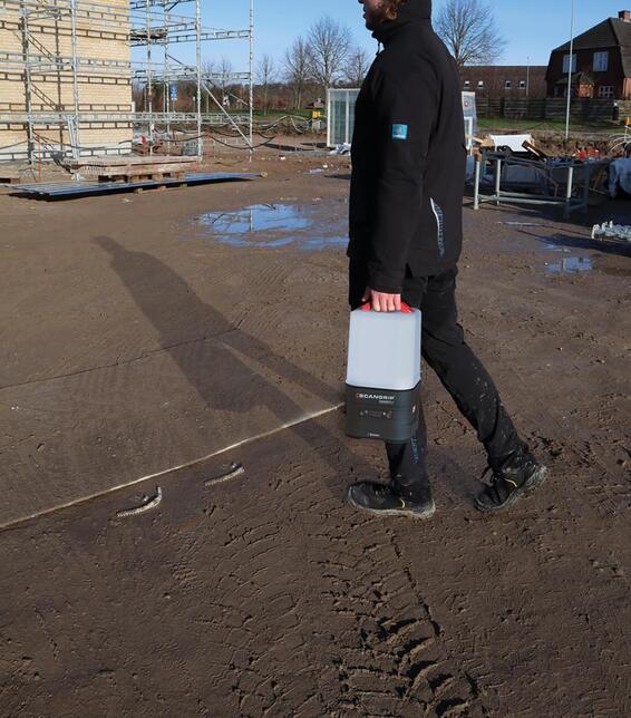 Akumulátorové pracovné svetlo AREA 10 CONNECT 1000-10000 Lumen bez akumulátora SCANGRIP