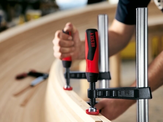 BESSEY Skrutková svorka TG10-2K s plastovou rukoväťou