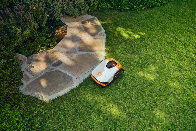 STIHL iMOW 4 Robotická kosačka IA020111436