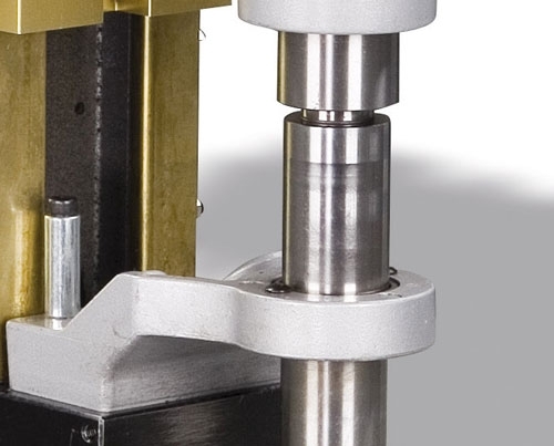 MB 754 mágneses fúró